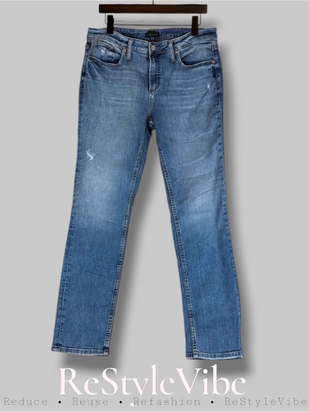 SILVER JEANS Women’s Size 30/L28.5 Denim Beau Fit Style Stretch Boyfriend